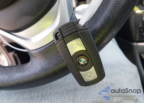 2015 BMW X1 xDrive28I из США, поврежденный, VIN WBAVL1C53FVY36288